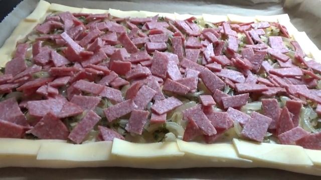 Лапти, пицца, ёжик! ?  Bast shoes, pizza, hedgehog!