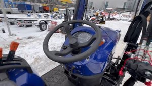 Трактор Farmtrac Escorts Kubota Limited  FT 35 с фронтальным погрузчиком