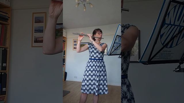 Debussy's Syrinx; flute solo by Katy Strudwick смотреть онлайн