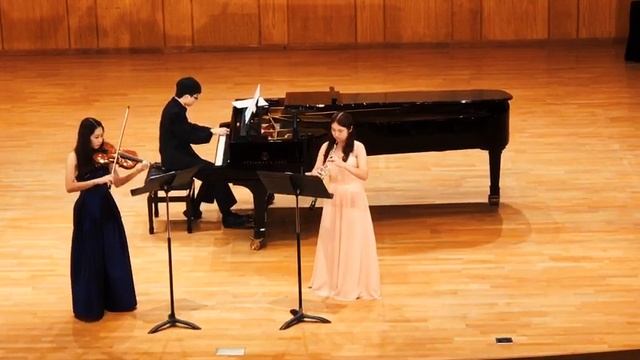 LA CUMPARSITA - Gerardo Matos Rodriguez - Violin | Oboe | Piano смотреть онлайн