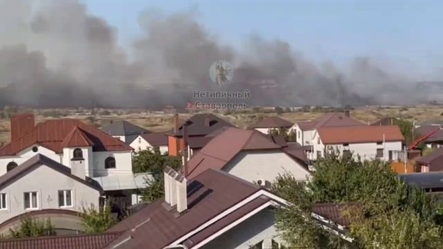 Пожар площадью 5 гектаров произошел на въезде в Ставрополь