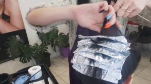 Окрашивание с ярким акцентом, цветные пряди.