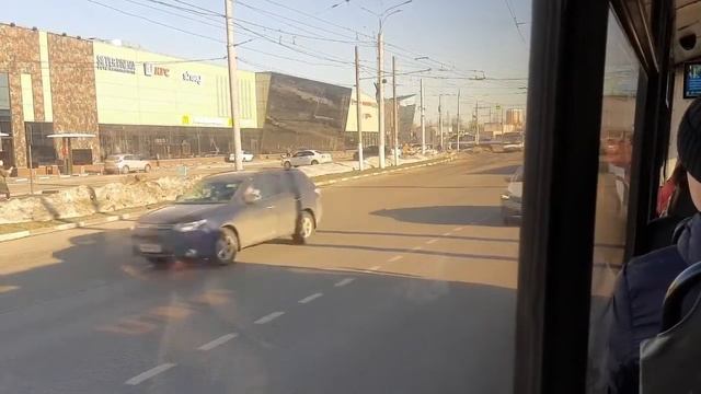 Покатушки на ЗиУ-682 КР Иваново по 1-му маршруту от ул. Стекольникова до МЦД Подольск с Ромой,Сашей смотреть онлайн