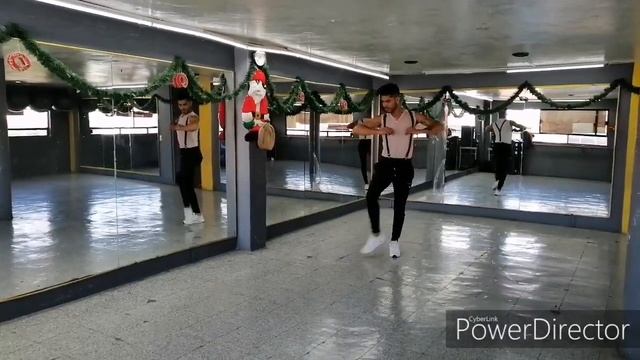 La Cumparcita /Tango/Zumba /Ricardo RM смотреть онлайн