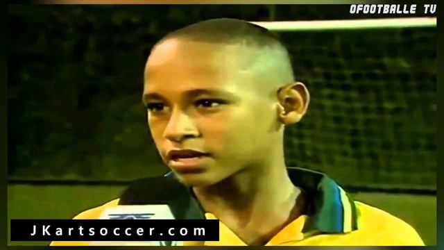 НЕЙМАР В ДЕТСТВЕ смотреть онлайн