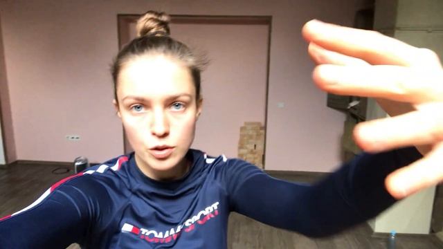 Ашука Иззи: Как накапливать энергию с помощью йоги? Йога как энергетическая практика.