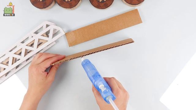 Paper Craft for Kids Making The Fire truck with Cardboard.