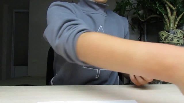 Лайфхак! Как быстро счистить красный фосфор из спичечного коробка