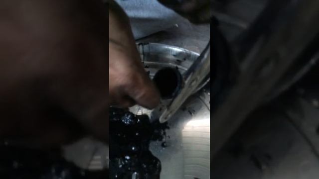 Renault car EGR cleaning смотреть онлайн