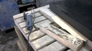 Резка формы надгробного памятника