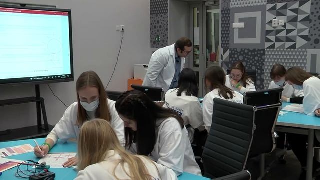 Олег Конин - открытое занятие "Физика в опытах и экспериментах" смотреть онлайн