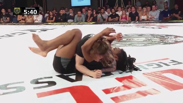 2F Kiaya Jackson vs Sarah Elizabeth  - Medusa 2