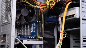 2 ЯДРА 4 ГИГА. БОМЖ ПК за 3500 рублей