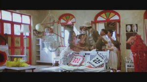 Песня из фильма Мистер Индия 3