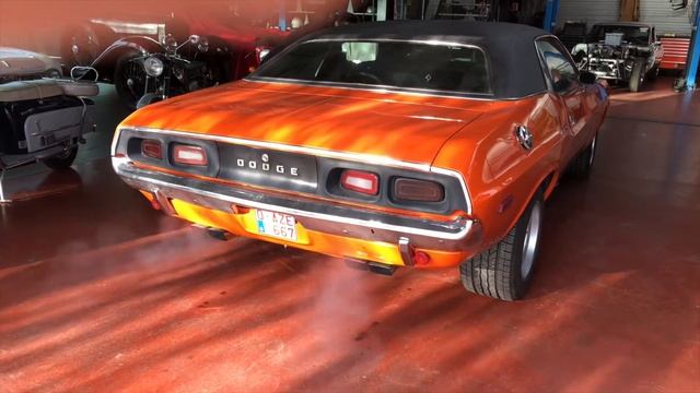 Dodge Challenger 1972 7.2L V8 cold start смотреть онлайн