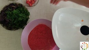 Очень вкусный соус "Сацебели в моём исполнении". Всего 40 минут и соус готов!