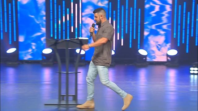 Can I Have Your Attention Please? | Steven Furtick смотреть онлайн