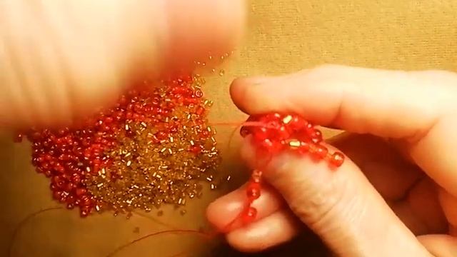 Сережки из бисера красные висюльки #howtomakejewellery #сережкиизбисера @Kivbeadsmodern смотреть онлайн