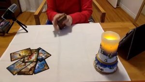 Что ждать от него дальше Есть ли любовь Гадание на двух королей Общий расклад