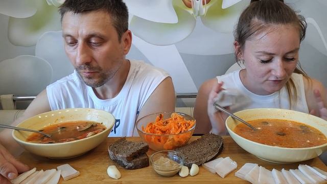 СБОРНАЯ СОЛЯНКА МУКБАНГ | MUKBANG DELICIOUS MEAT SOLYANKA russian food #мукбанг