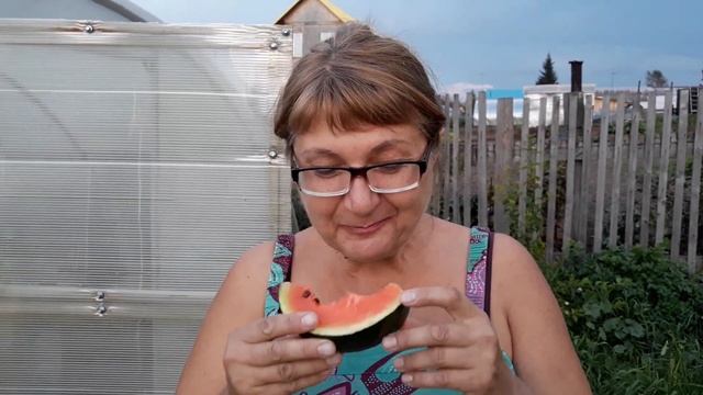 Арбуз и Вадим...наконец-то я их сняла!!! смотреть онлайн