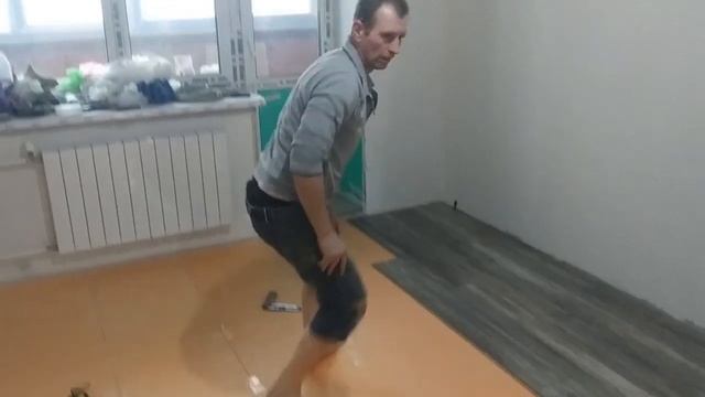 Продолжаем ремонт В городе Ногинск Укладка ламината на 1 третью смотреть онлайн