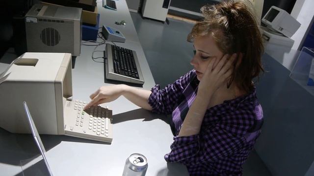 Самый первый компьютерный вирус (Легендарный сетевой червь Морриса) нанесший колоссальный ущерб. смотреть онлайн