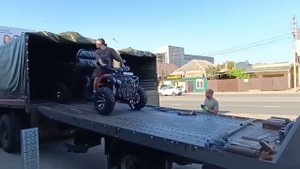 Погрузка и отправка Грузовых Квадроциклов нашим клиентам