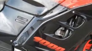 Honda  CBR 1000 F