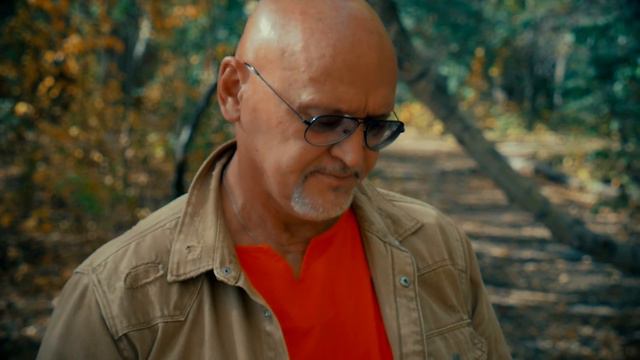 Сергей Серафимов .Мы Прощаемся С Любовью Этой Осенью! смотреть онлайн