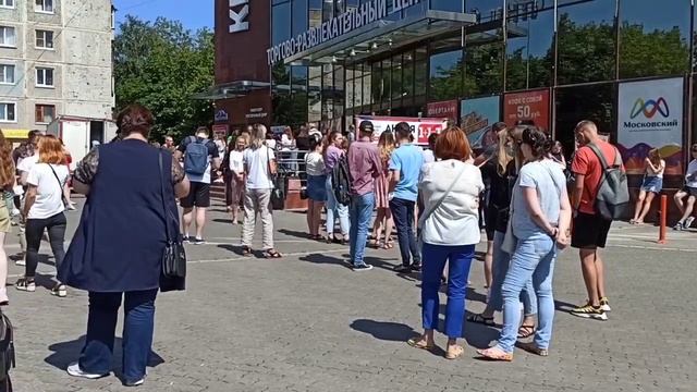 Пожарная тревога в Торговом центре Московский #пожарная#тревога#торговыйцентр#Калуга