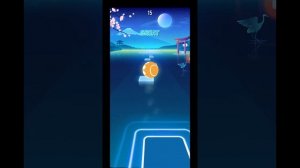 TILES HOP.  ПРЫГАЮЩИЙ ШАРИК. ИГРА НА ТЕЛЕФОНЕ.