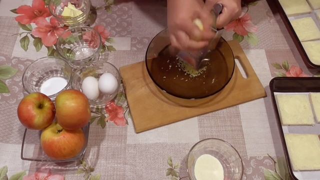 Горячие бутерброды к чаю- «яблочные тортики» / Быстрый десерт /Яблочный десерт/Бутерброды в духовке смотреть онлайн