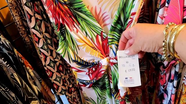 Финляндия In Stock Магазин, Празднечные платья, Шопинг