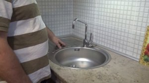 Три полезных лайфхака при установке кухонной мойки из нержавейки