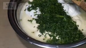 чесночный майонезный соус.