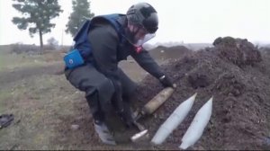 Мирную жизнь в Карабахе помогают восстанавливать российские сотрудники МЧС