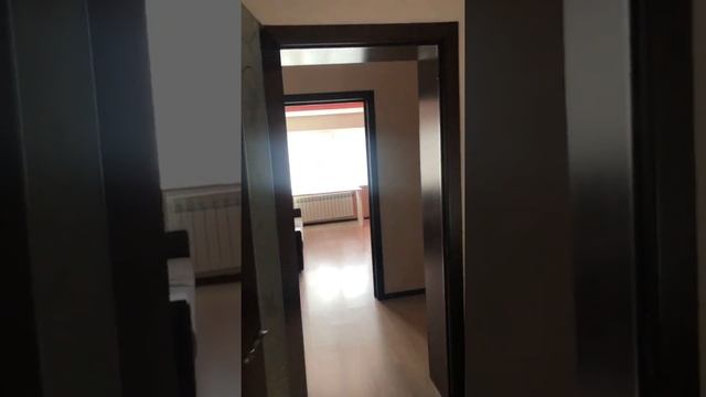 продается просторная 3-комнатная квартира в г. Анапе смотреть онлайн