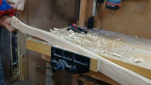 Удобное топорище для колуна. Как правильно насадить колун на топорище.