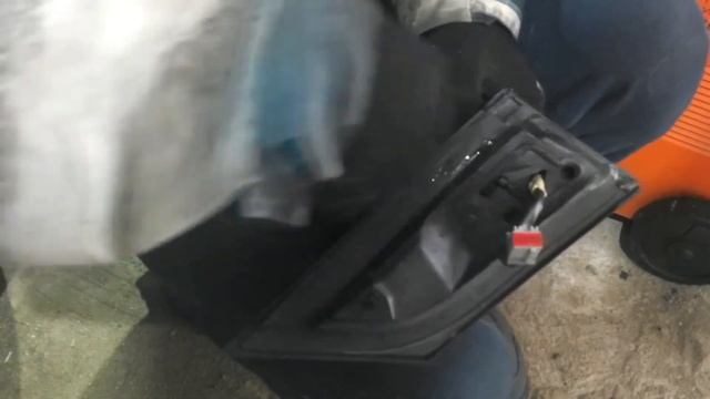 Замена зеркала заднего вида Ford Focus 2 рестайл смотреть онлайн