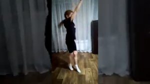 Процай Ярослава Выполнение упражнения из хореографии.mp4
