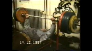 Занятия Teretana SLAVKO 1997 benc 215 kg