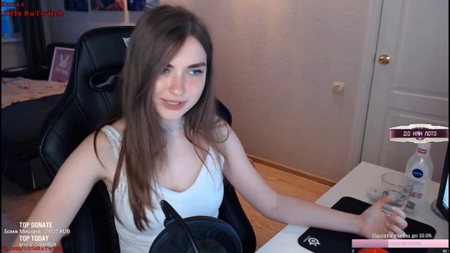 Слив Вареника Ahrinyan | Самая Красивая Стримерша Танцует смотреть онлайн