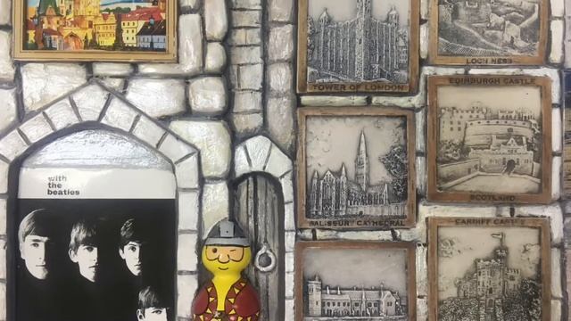 Что делать с магнитами из путешествий и сувенирами из отпуска