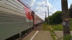 ЭП1М-682 с поездом 462С Имеретинский курорт - Уфа