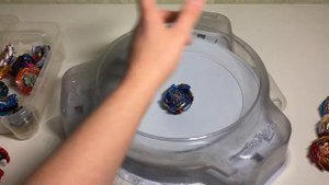 ПЕРЕТЕСТ ВУЛКАНО ГЕЛИОСА И БЁРН ХАЙПЕРИОНА / Бейблэйд Бёрст / Beyblade Burst