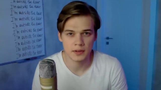 ОНО ПРЯЧЕТСЯ ЗА ДВЕРЬЮ И ХОЧЕТ ВЫПРЫГНУТЬ НИКИТА МАРТИНЕС