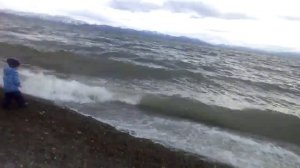 шторм  в Тихом  океане.