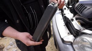 замена воздушного фильтра на Hyundai Santa Fe Classic