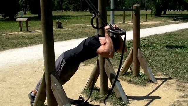 TRICEPS SUPERSET